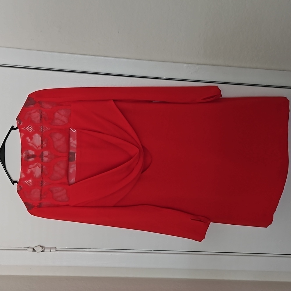 BCBG Maxarzia Elegant Red Dress, Brand New (Size XS) - Picture 5 of 6